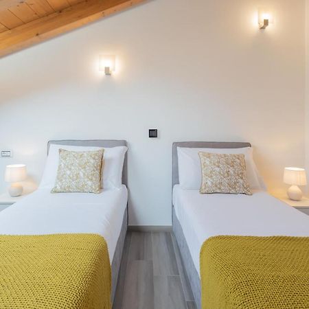 Dream Lake Apartments Lake View - Private Beach By Rent All Como Lezzeno Eksteriør billede